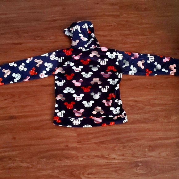 Merchandise - Picture 5 of 6